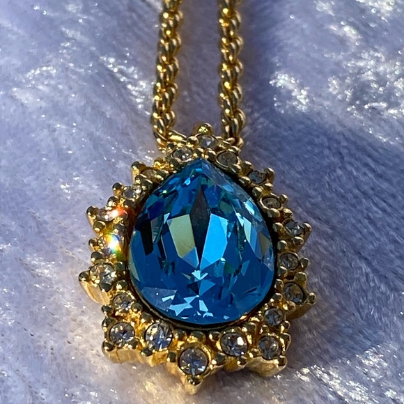 Vintage Christian Dior Signed Halo Blue Crystal Pendant Necklace - Picture 7 of 16
